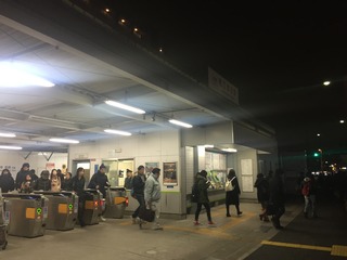 若江岩田駅